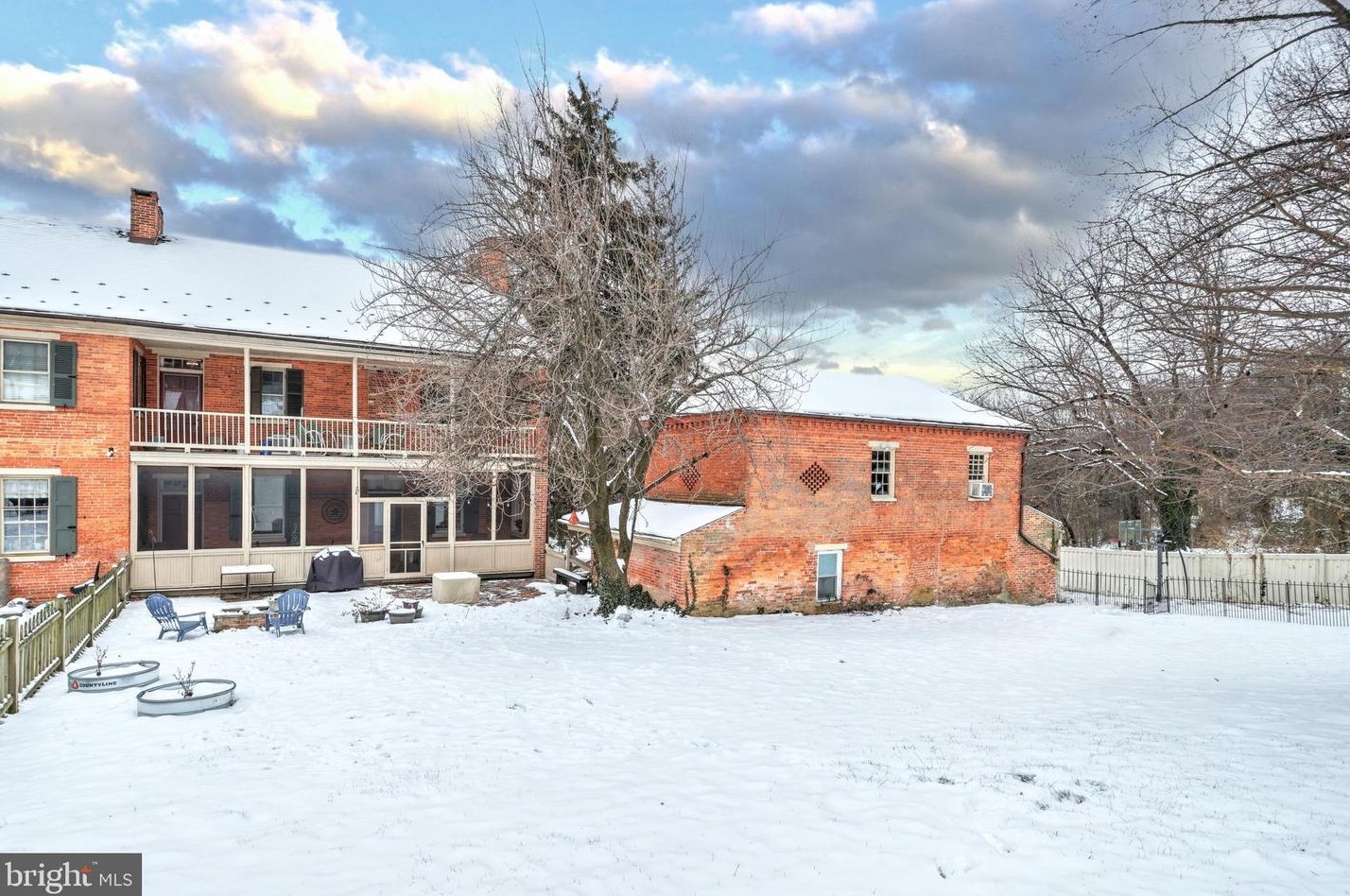 1151 Cloverton Dr, Kinderhook PA  17512-9405 exterior