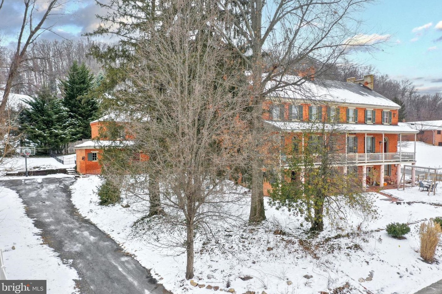 1151 Cloverton Dr, Kinderhook PA  17512-9405 exterior