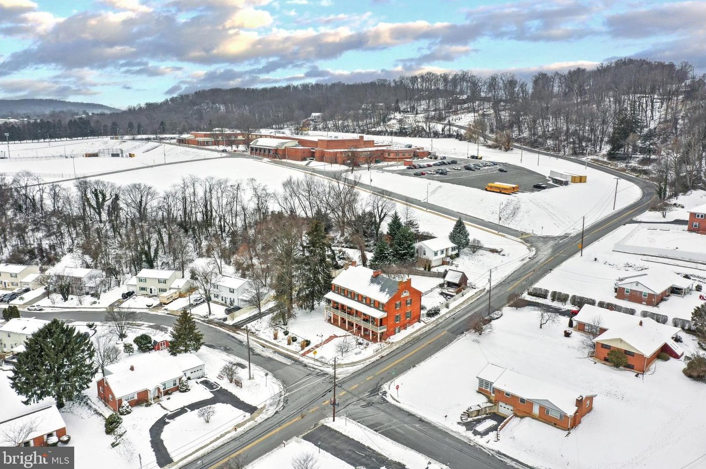 1151 Cloverton Dr, Kinderhook PA  17512-9405 exterior