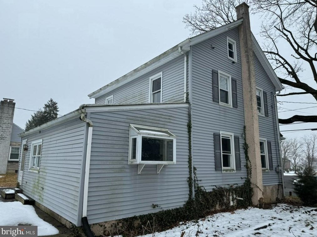 135 W Willow Rd, Willow, PA 17584