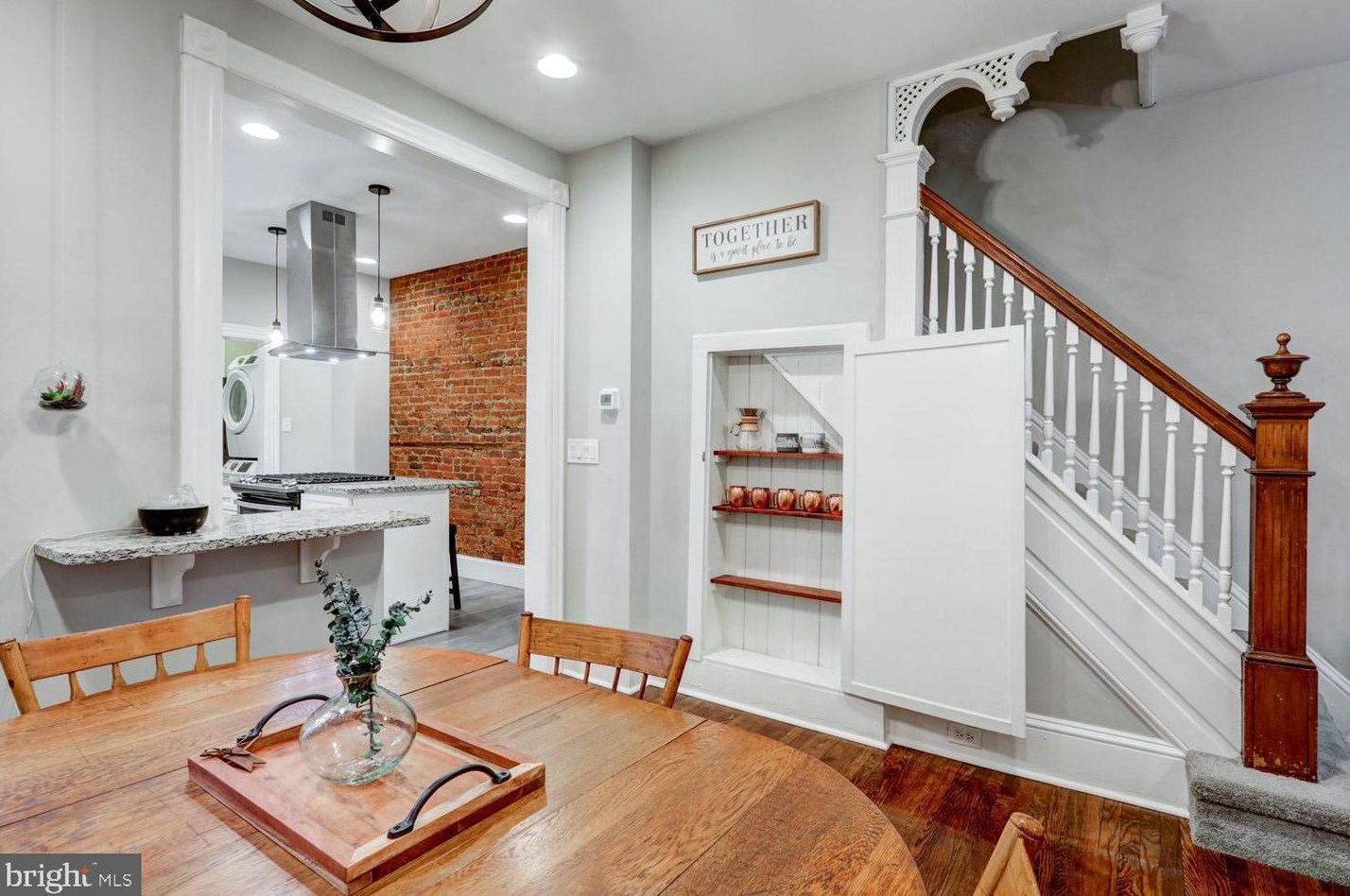 727 Plum St, Lancaster PA  17602-4327 exterior