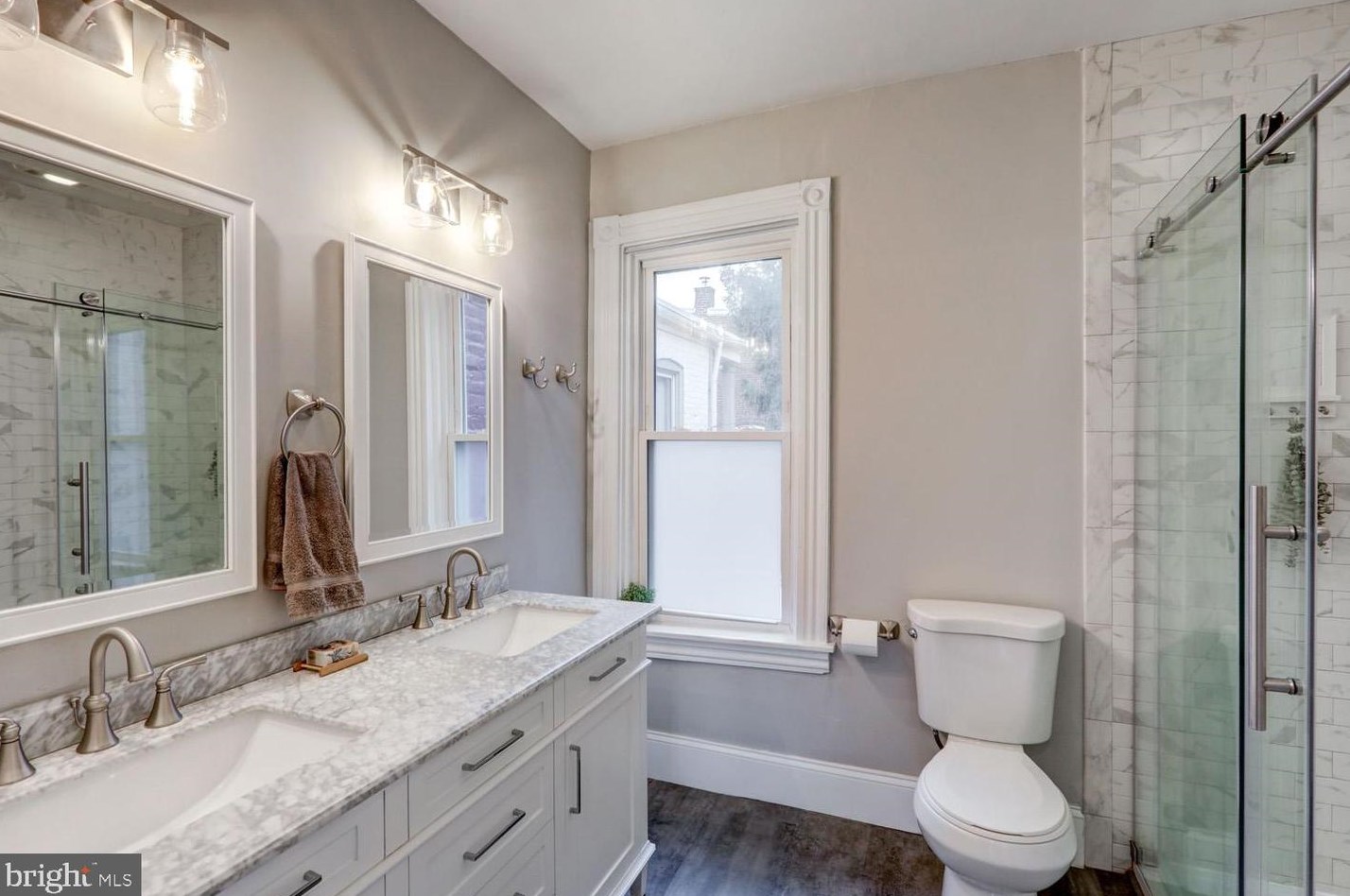 727 Plum St, Lancaster PA  17602-4327 exterior