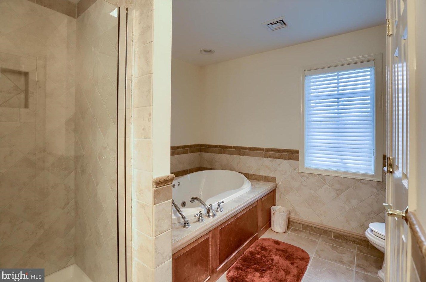 1533 Robert Rd, Lancaster PA  17601-5632 exterior