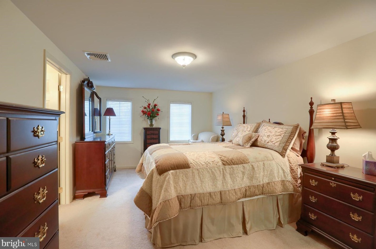 1533 Robert Rd, Lancaster PA  17601-5632 exterior