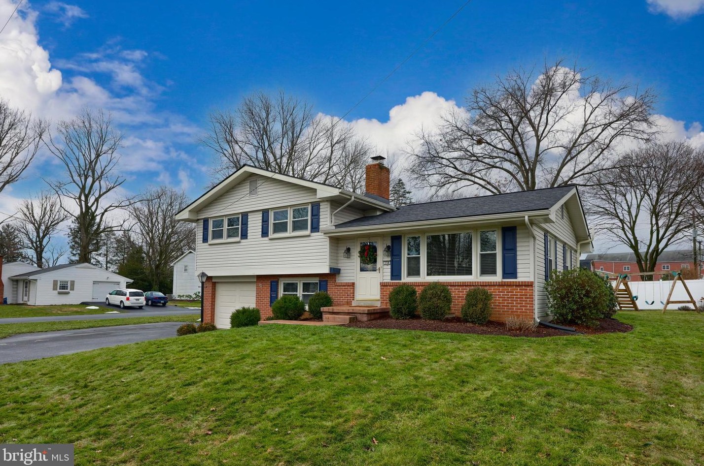 158 Farm Ln, Landisville, PA 17538-1263