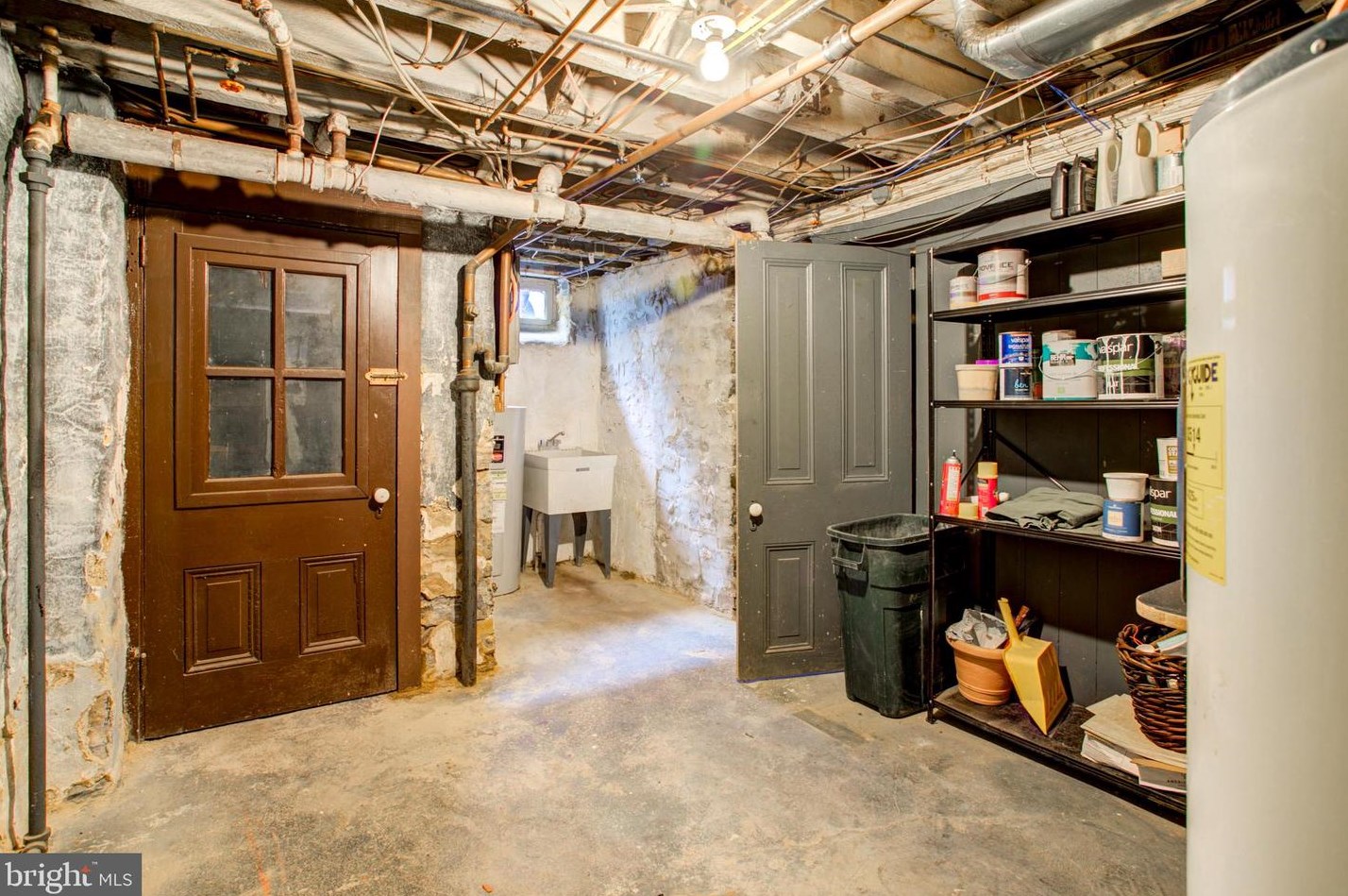 405 Duke St, Lancaster PA  17602-4205 exterior