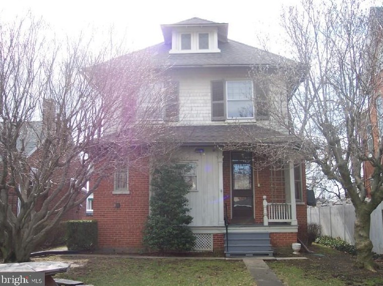 807 Chestnut St, Kinderhook, PA 17512