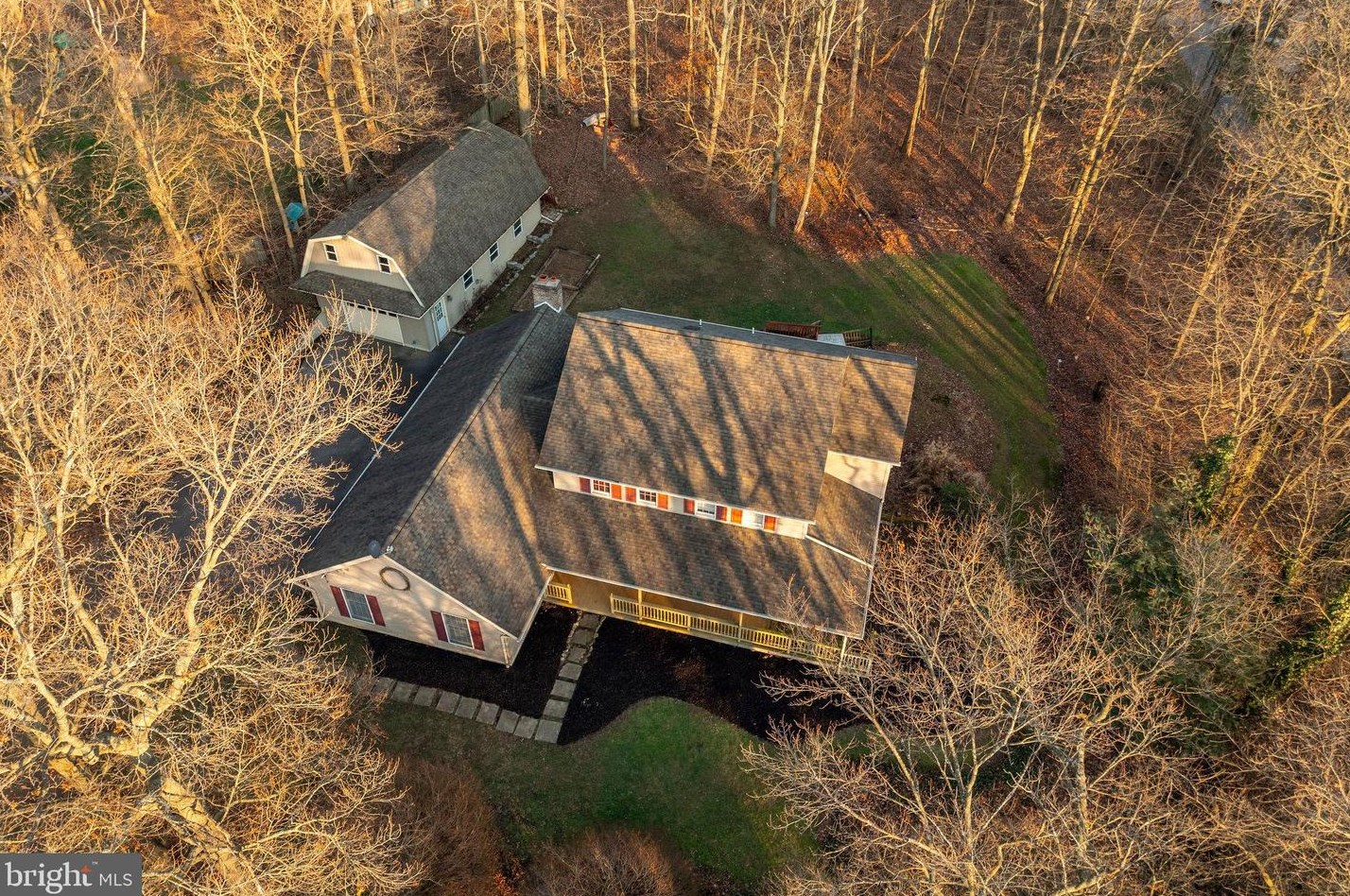 1039 Elwood St, Beartown, PA 17555-9401
