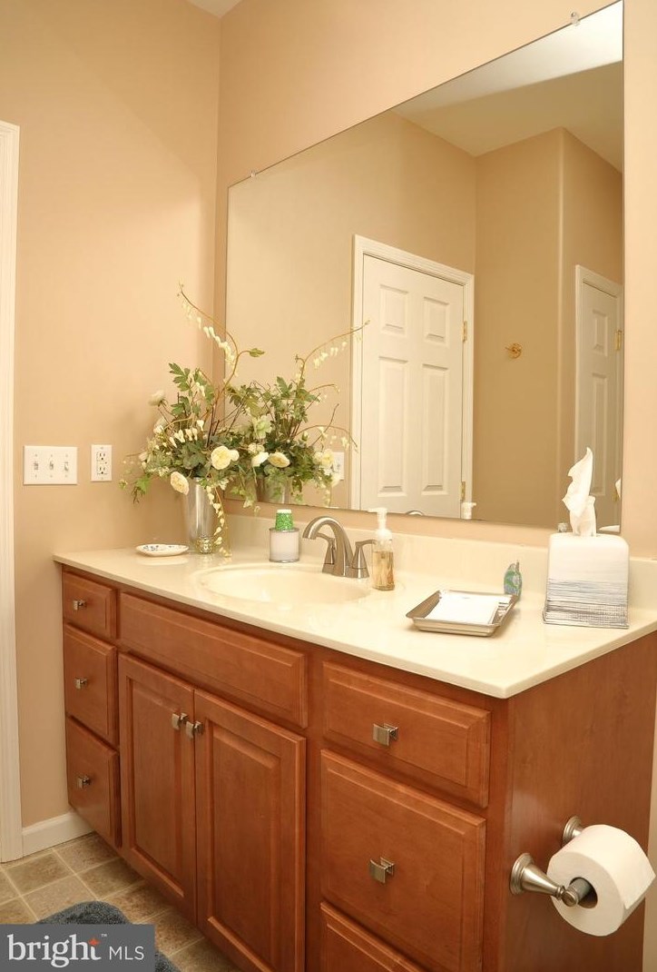 1420 Banner Dr, Lancaster PA  17601-4580 exterior