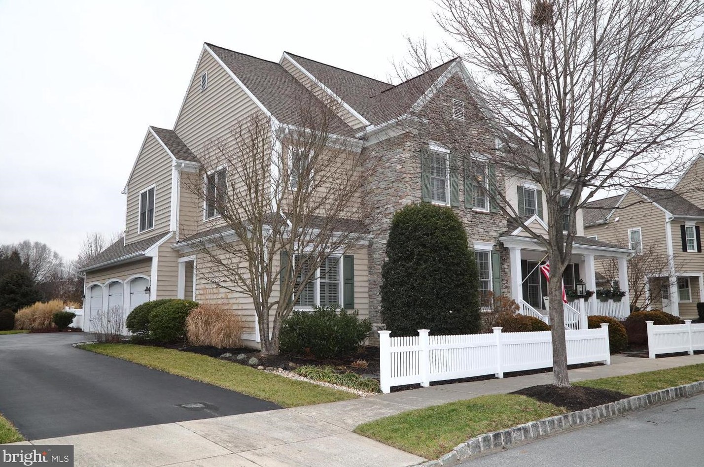 1420 Banner Dr, Lancaster, PA 17601