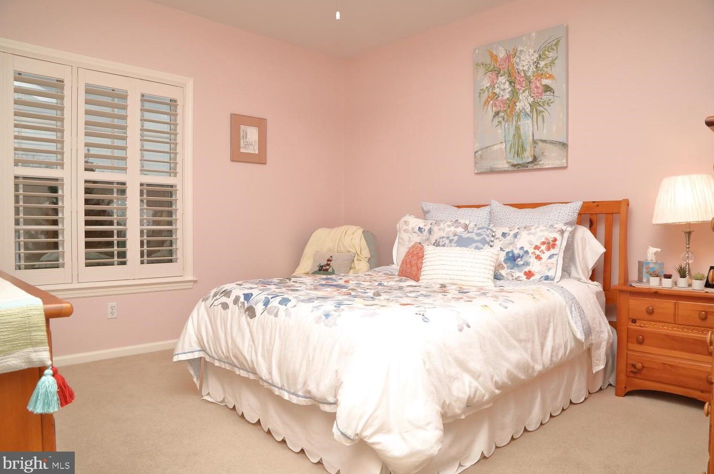 1420 Banner Dr, Lancaster PA  17601-4580 exterior