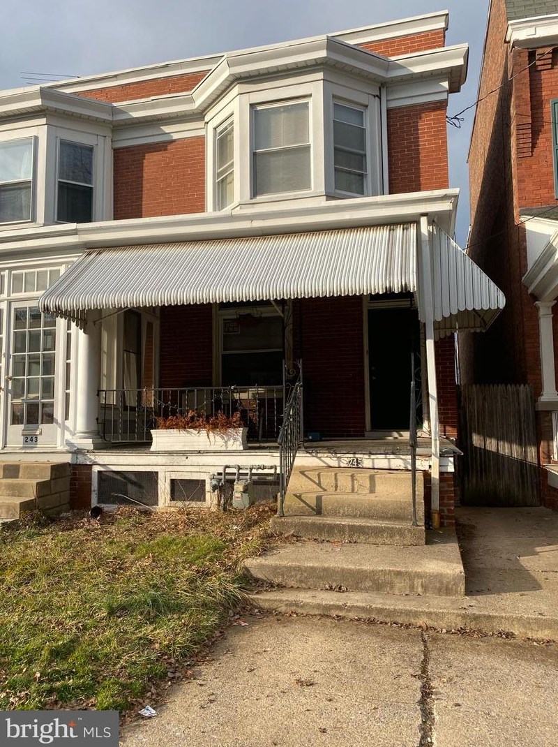 245 Ross St, Lancaster PA  17602-1939 exterior