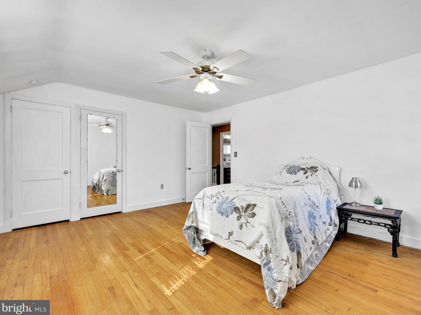 947 Martha Ave, Lancaster PA  17601-5123 exterior