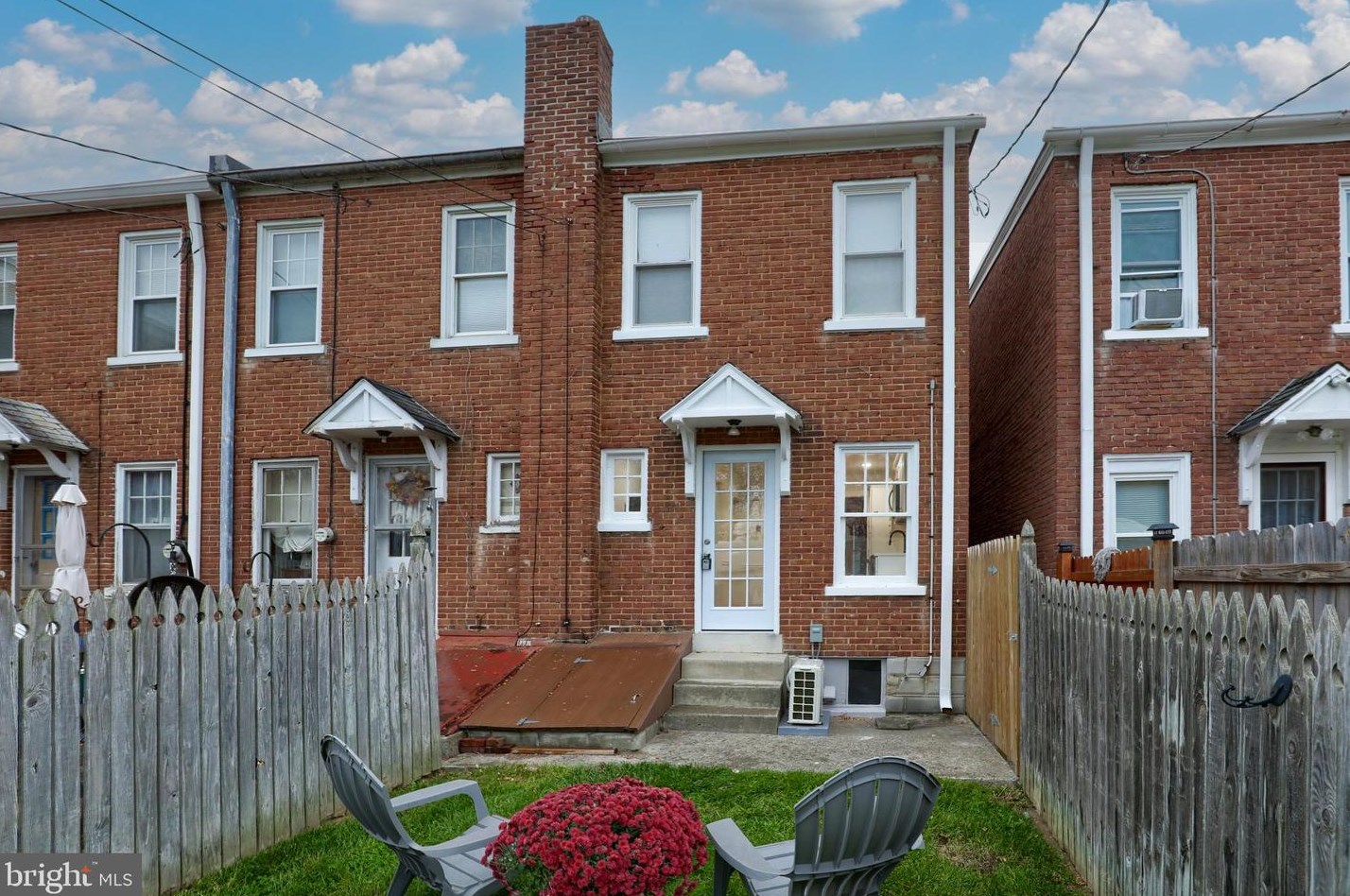 726 New Holland Ave, Lancaster PA  17602-2137 exterior