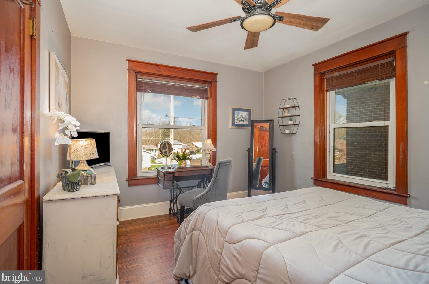 746 State St, Ephrata PA  17522-2342 exterior