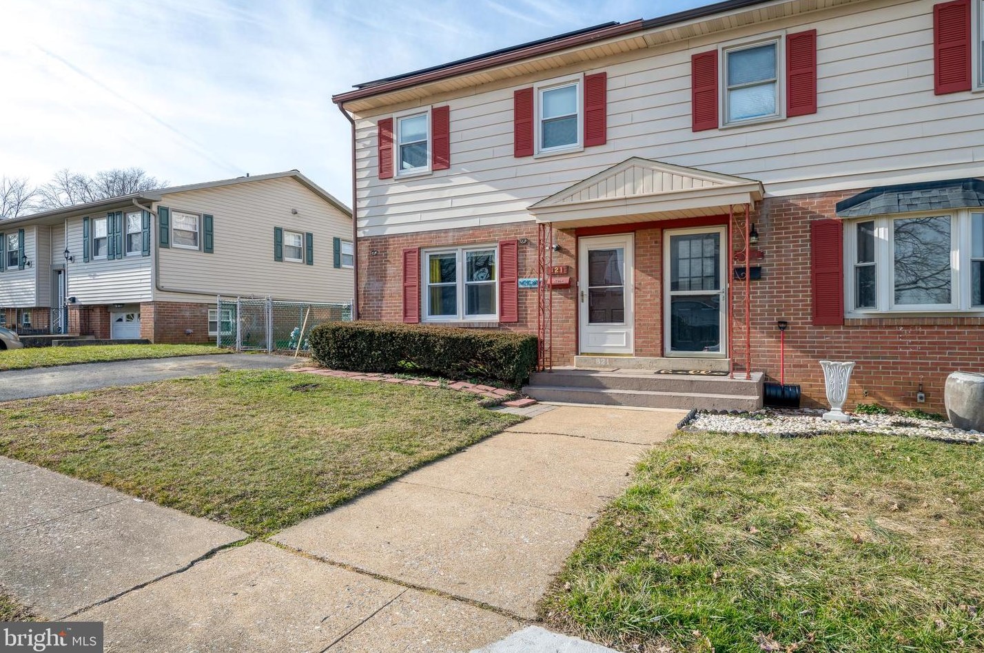 821 Hilton Dr, Lancaster, PA 17603