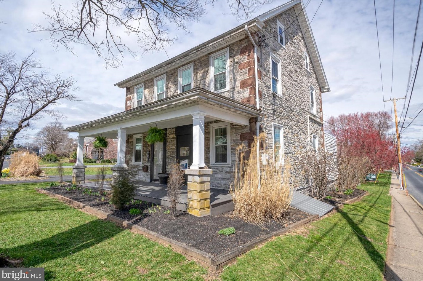 901 W Main St, Ephrata, PA 17522