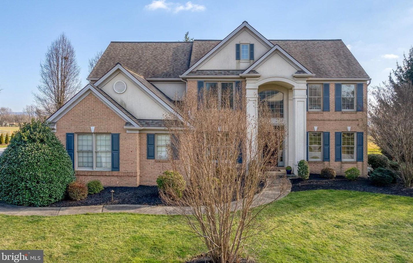 22 Ridgefield Dr, Lancaster, PA 17602-6117