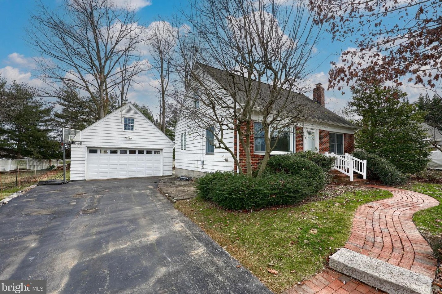 485 Redwood Dr, Lancaster, PA 17603-4241