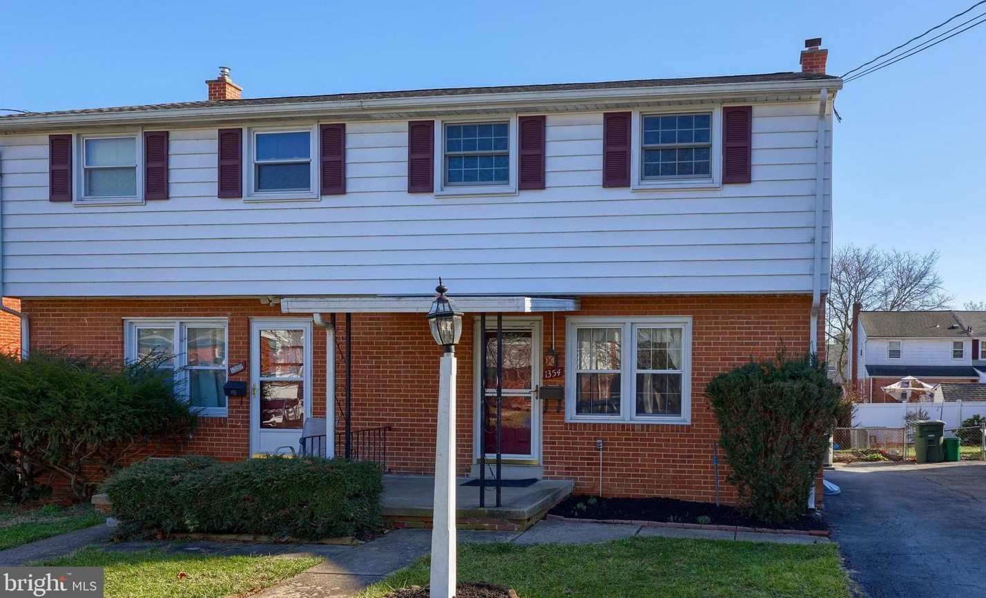 1354 Union St, Lancaster, PA 17603-6843
