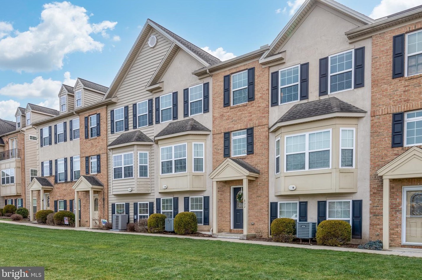 632 Petersburg Rd, Lancaster, PA 17601