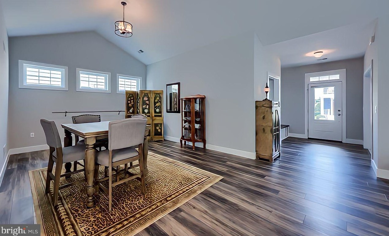 412 Constitution Dr, Ephrata PA  17522 exterior
