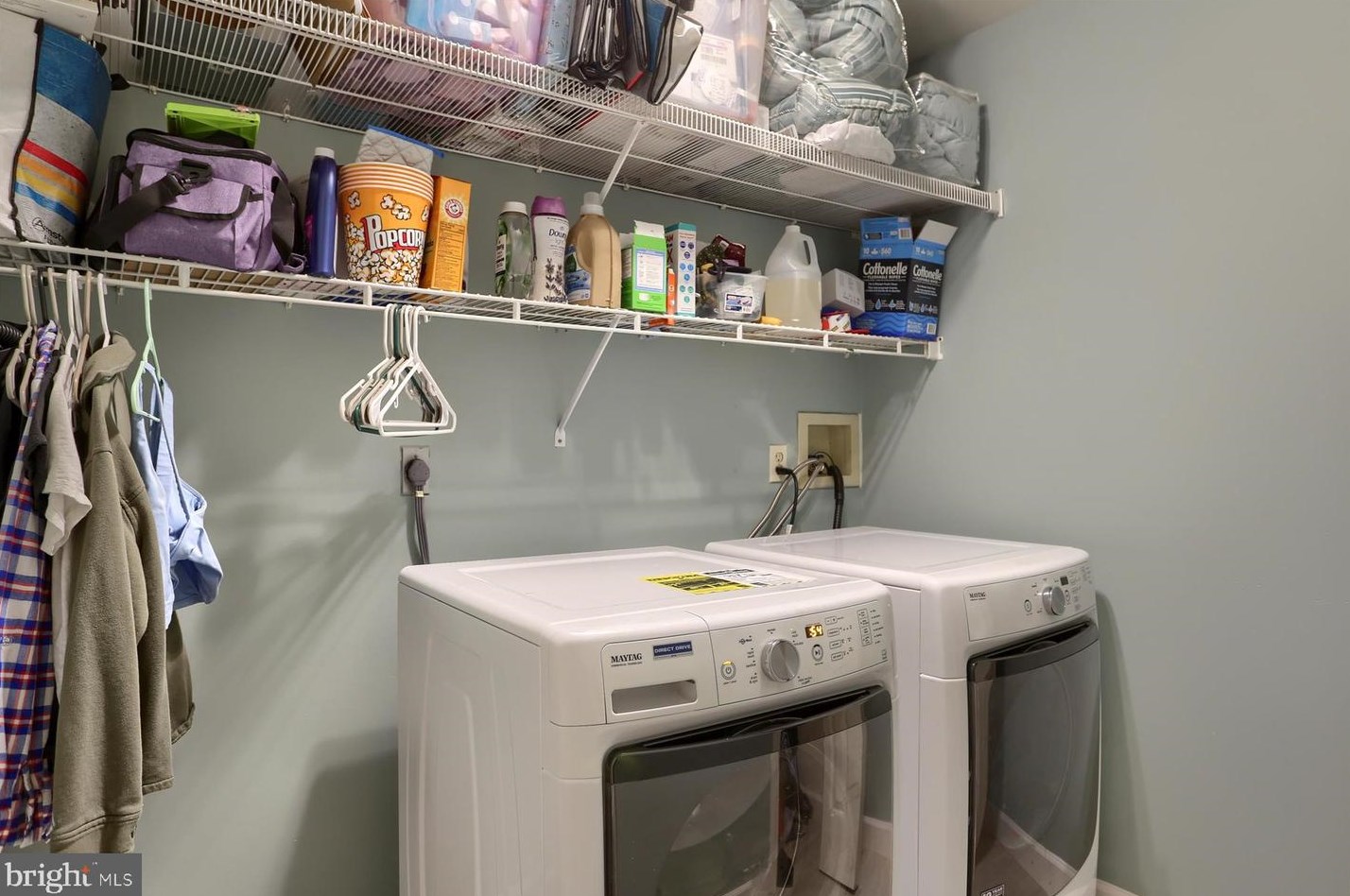 12 Townsend Ct, Lancaster PA  17603-6797 exterior