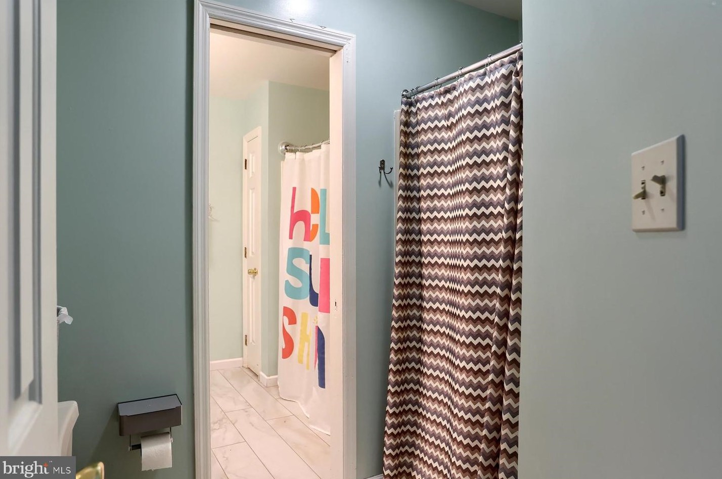 12 Townsend Ct, Lancaster PA  17603-6797 exterior