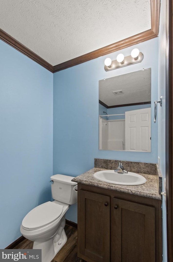 3 Amber Cir, Groffdale PA  17557-8717 exterior