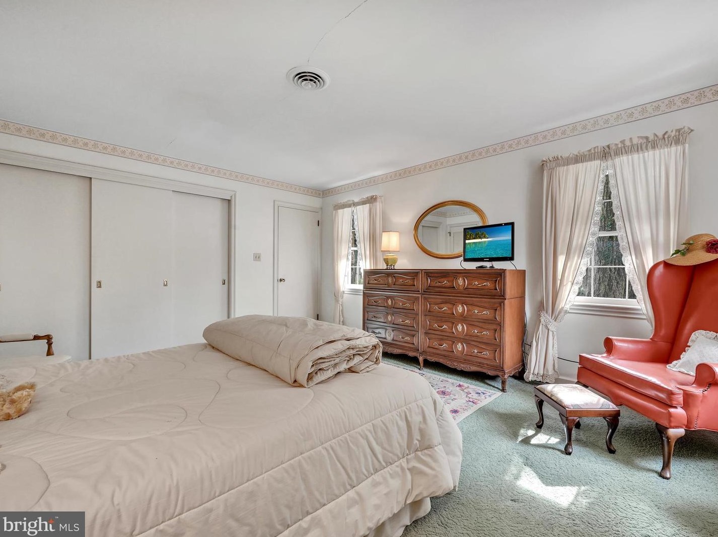 1418 Clayton Rd, Lancaster PA  17603-2404 exterior