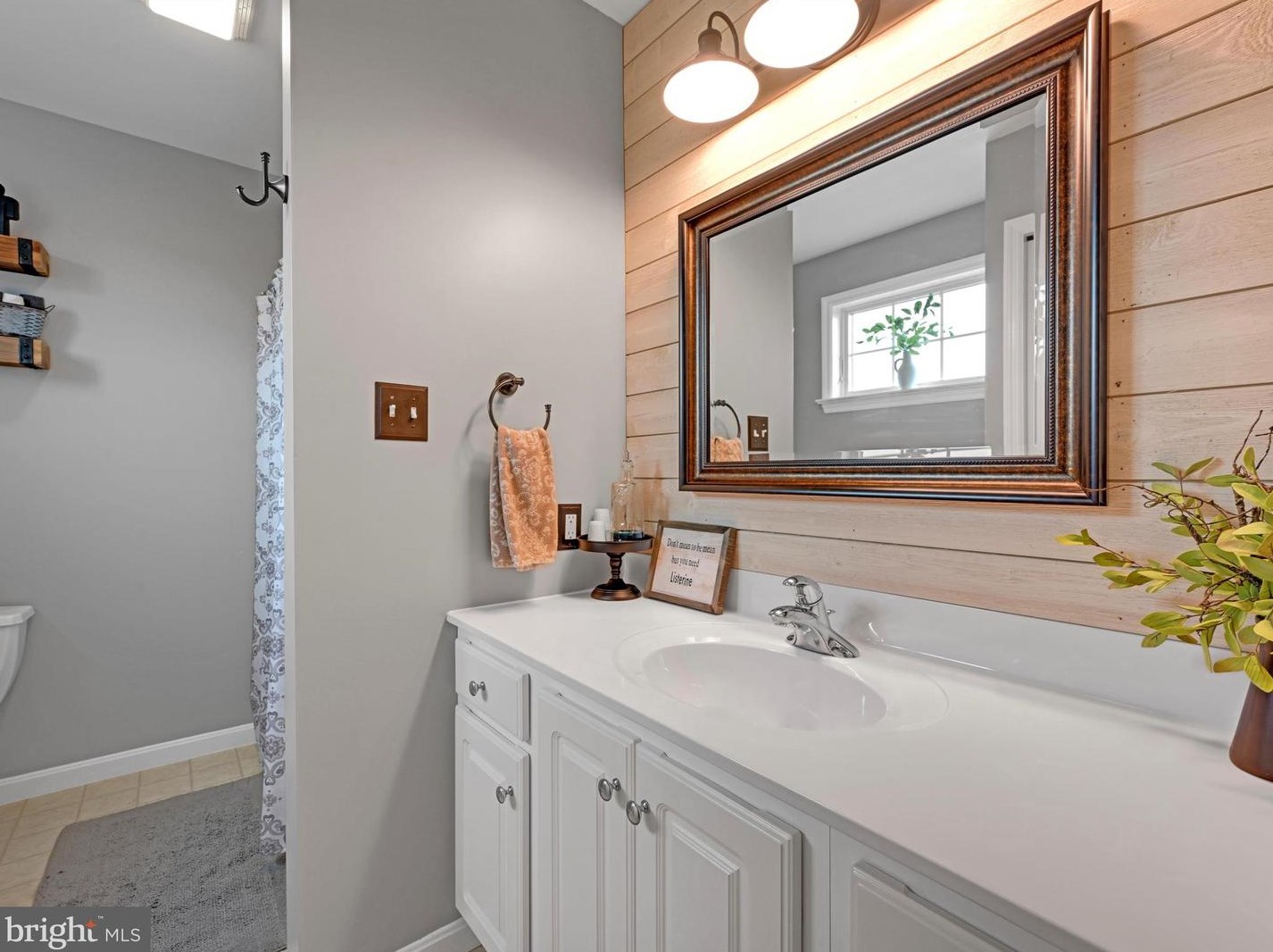 572 Wallingford Rd, Lancaster PA  17601-3526 exterior