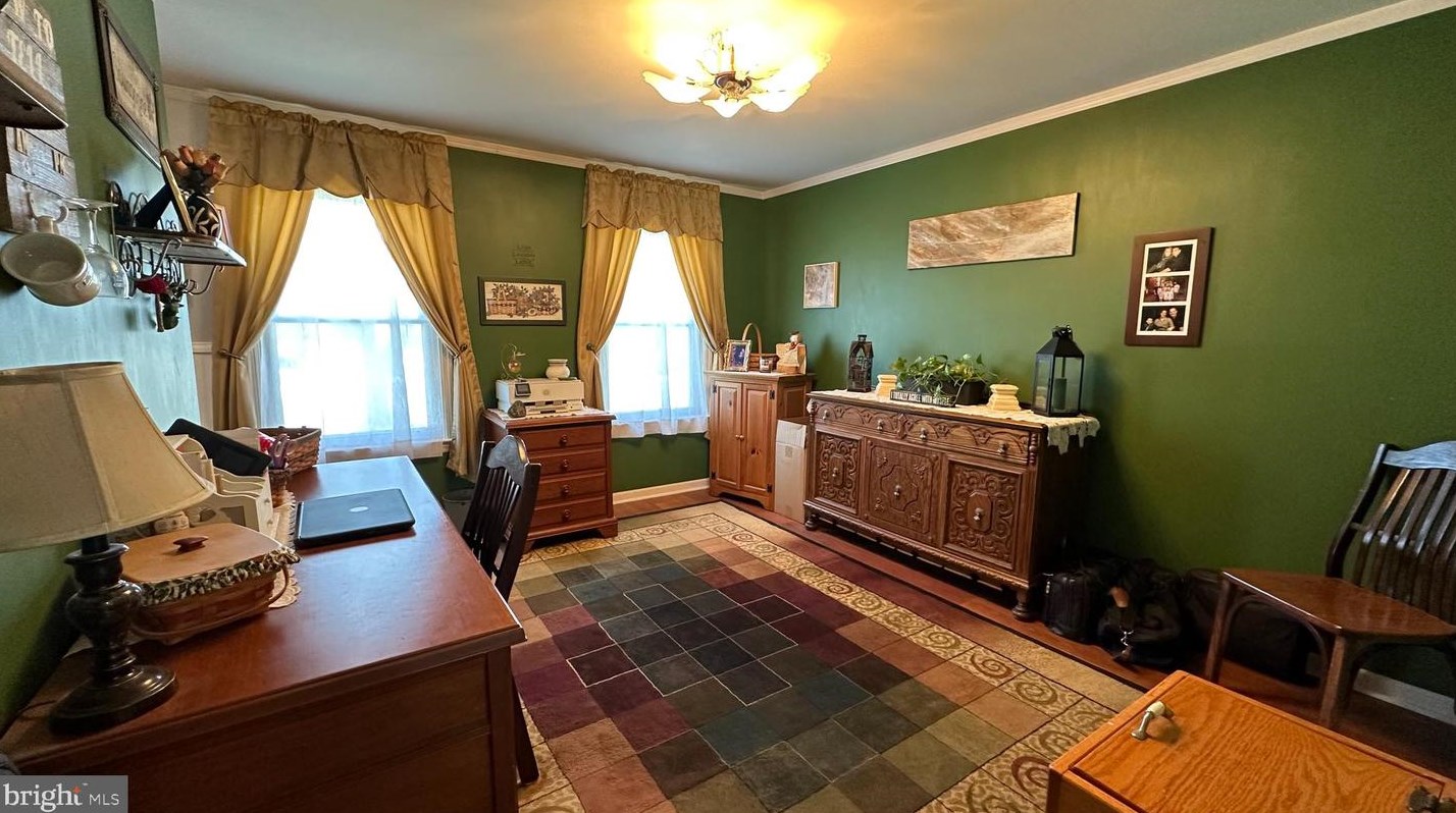 209 Southridge Dr, Lancaster PA  17602-4154 exterior