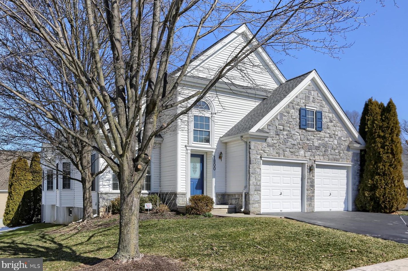 1800 Kurtz Ml, Lancaster, PA 17601-4646