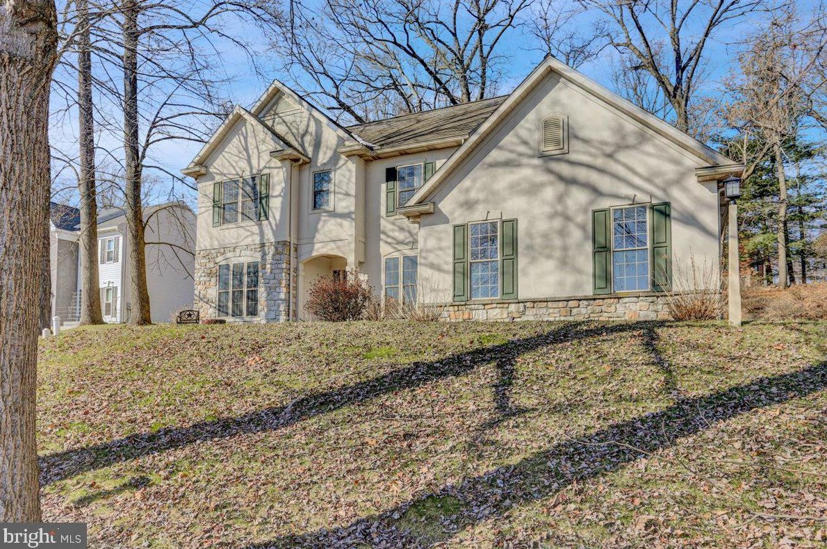 925 Hidden Hollow Dr, Gap, PA 17527