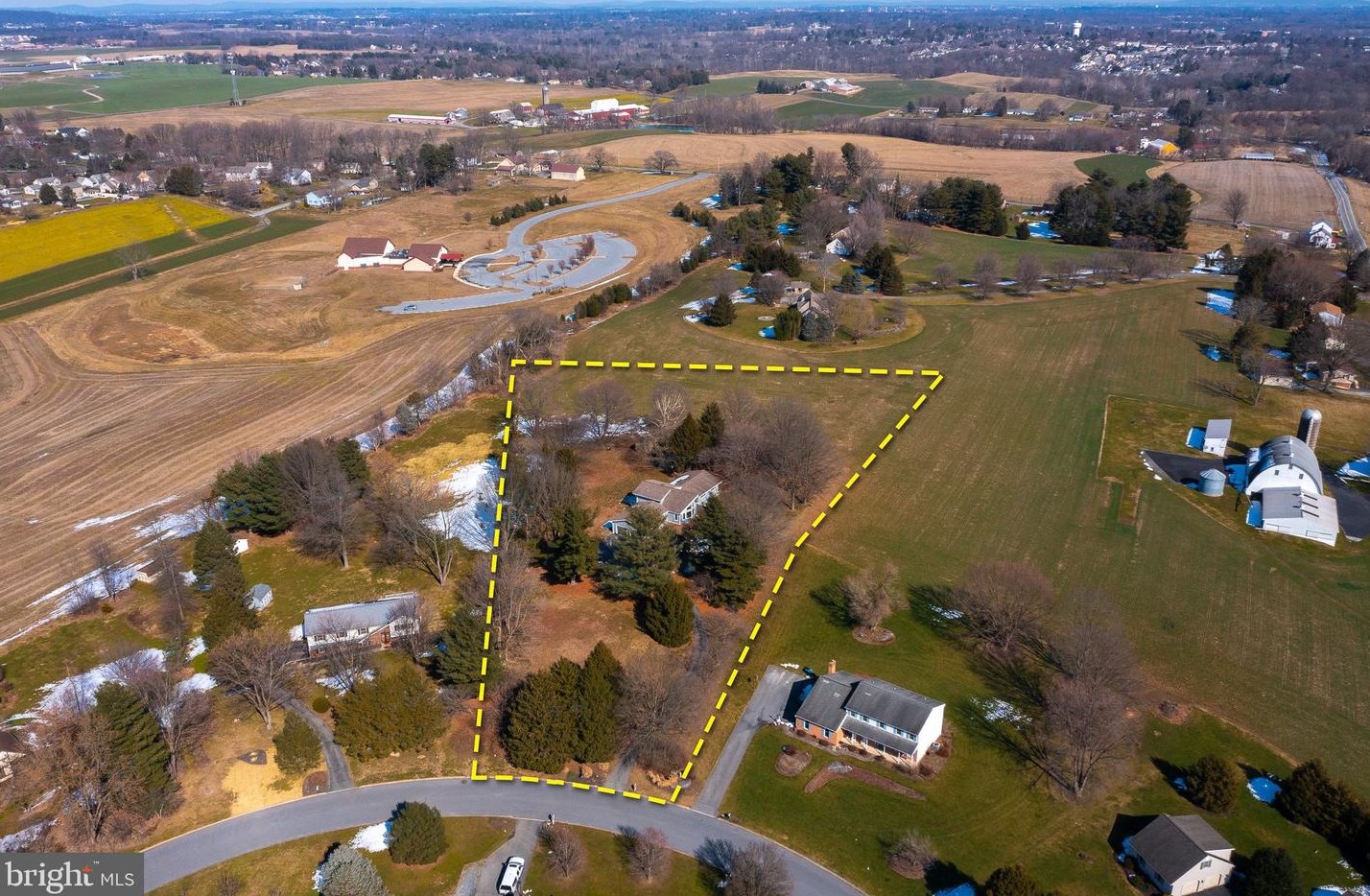 195 Carol Dr, Letort, PA 17582