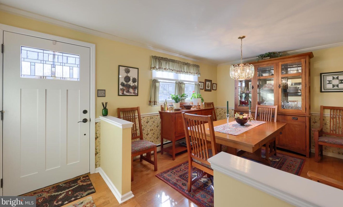 107 Washington St, Edisonville, PA 17579-1303