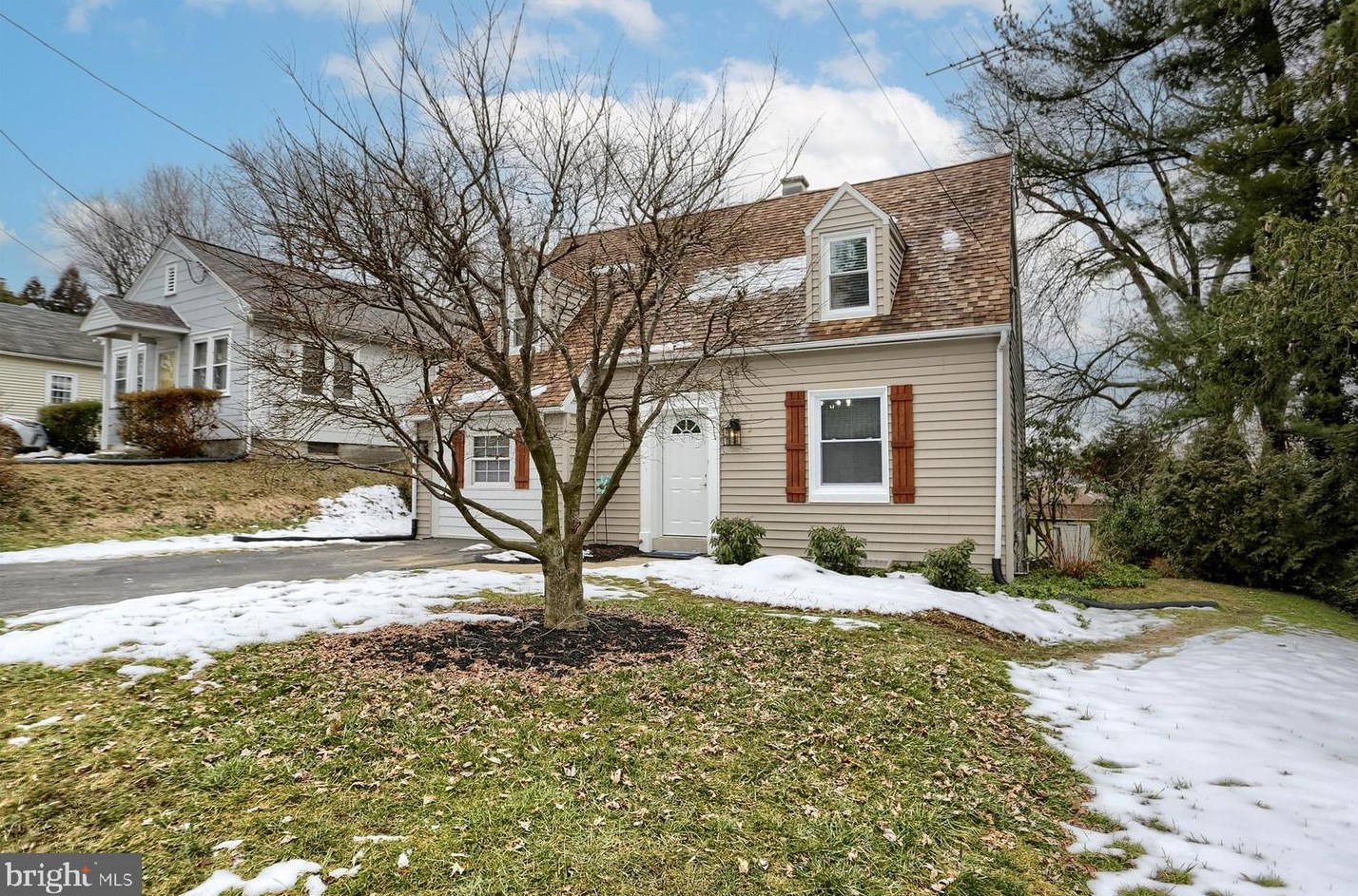 406 Rosedale Ave, Lancaster PA  17603-5708 exterior