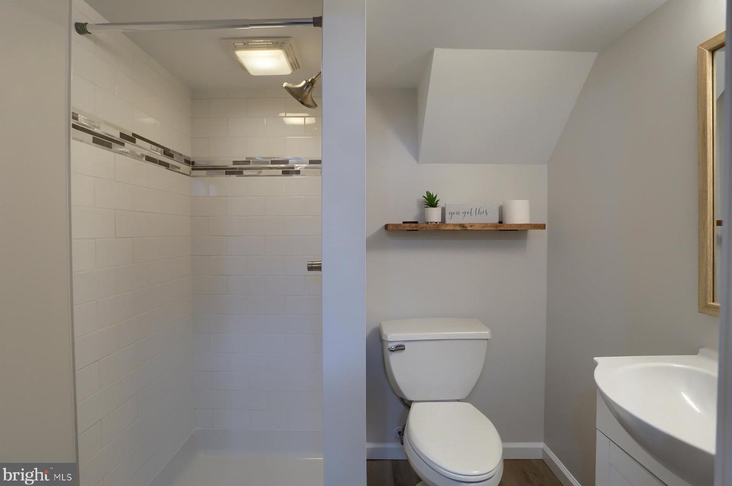 406 Rosedale Ave, Lancaster PA  17603-5708 exterior