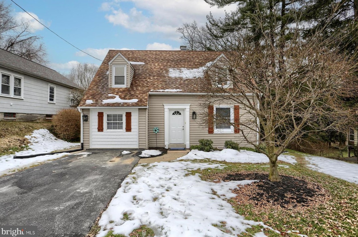 406 Rosedale Ave, Lancaster, PA 17603-5708