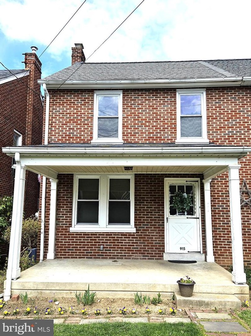 915 Elm Ave, Lancaster, PA 17603-4810