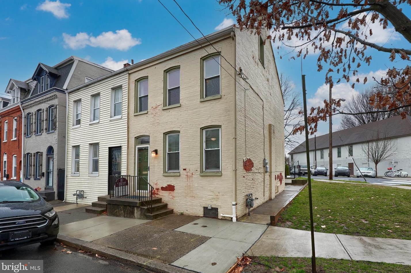 38 Caroline St, Lancaster, PA 17603-5104