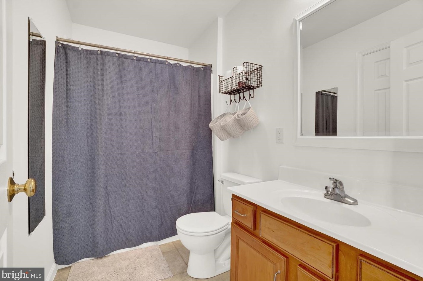 83 Bloomfield Dr, Ephrata PA  17522-9168 exterior