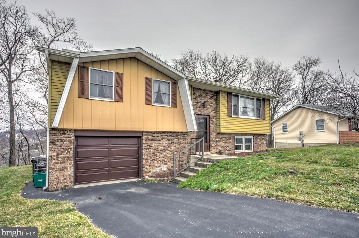 160 Boomerang Dr, Ephrata, PA 17522
