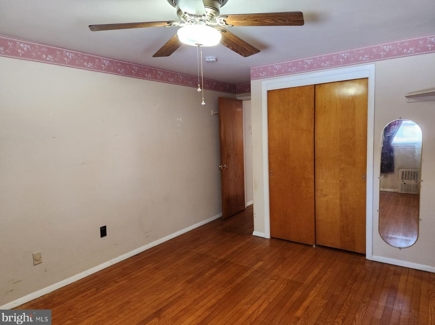 78 Village Dr, Lancaster PA  17601-3324 exterior