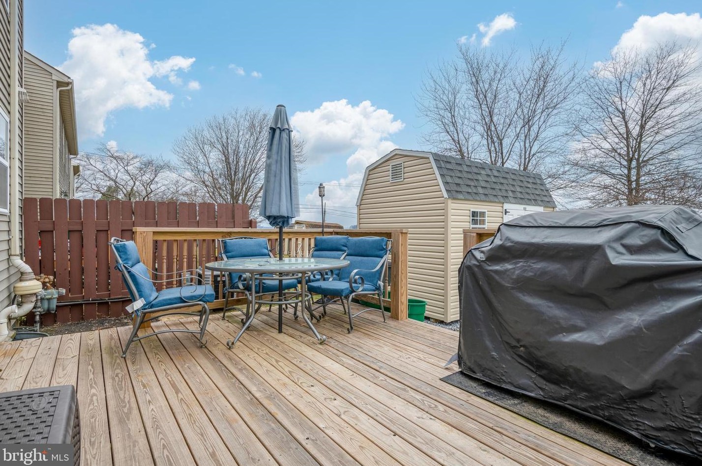 21 Ashley Dr, Marietta PA  17547-9715 exterior
