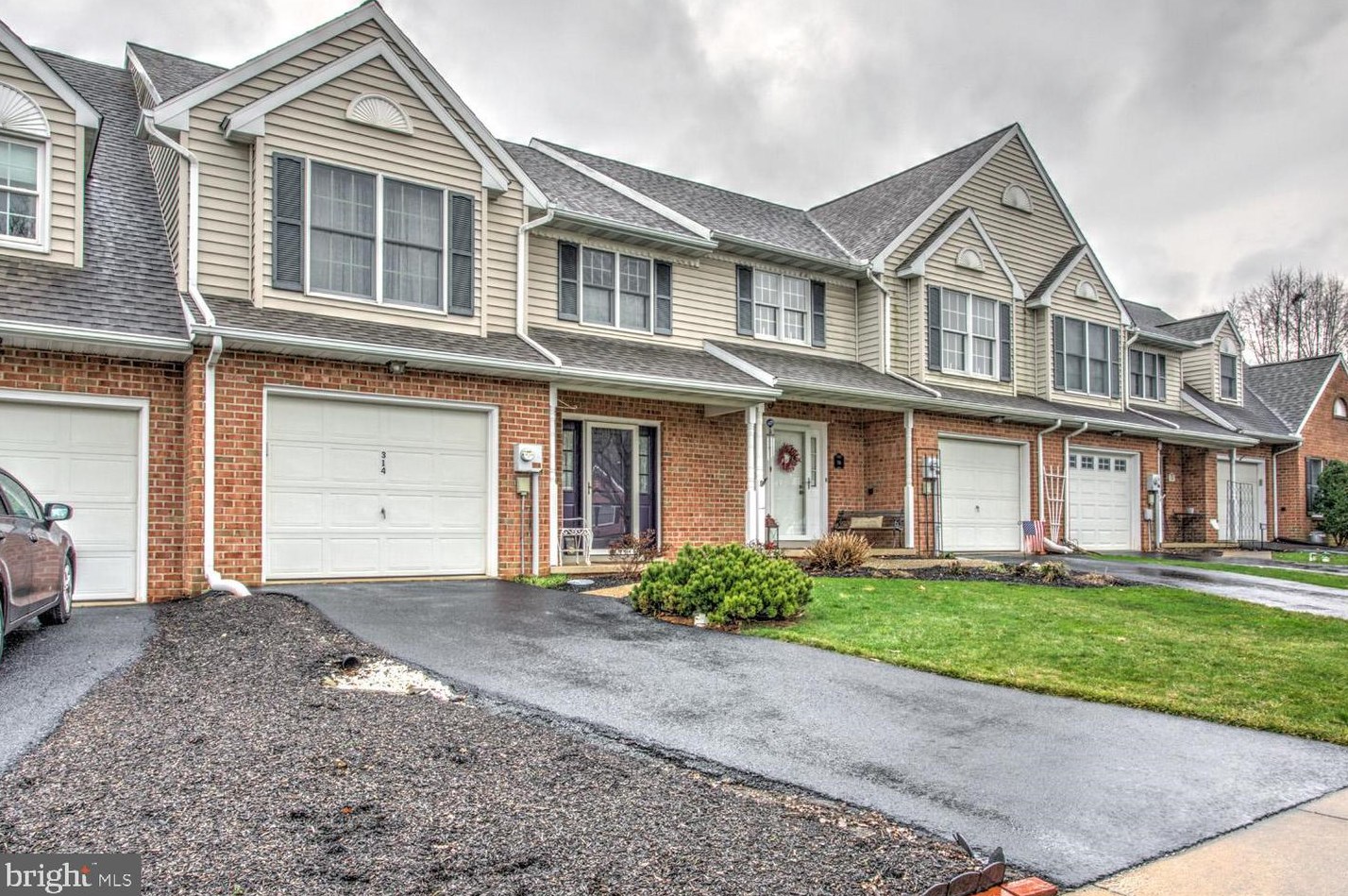 314 Huntington Dr, Mountville, PA 17554