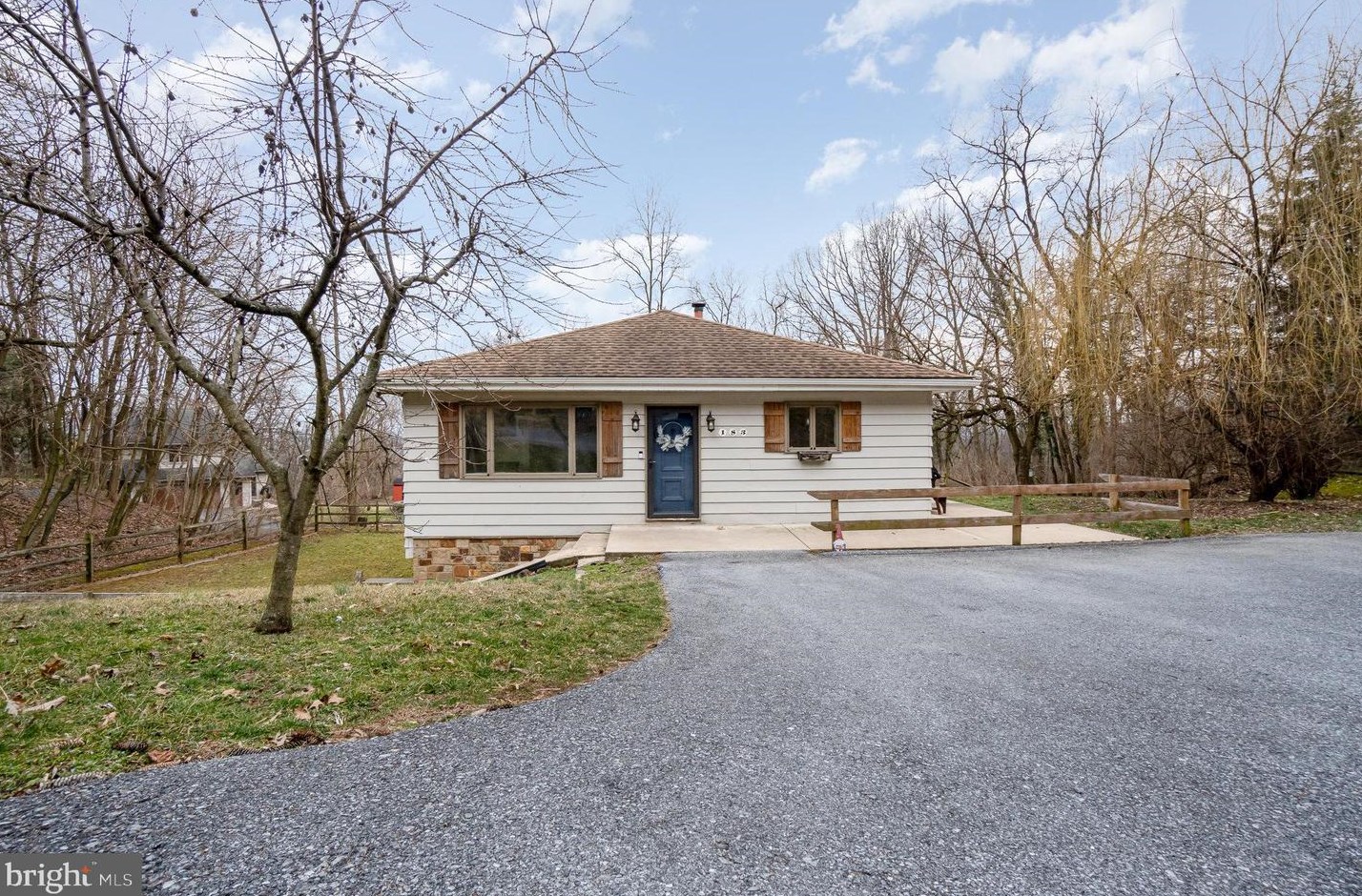 183 Ridge Ave, Ephrata, PA 17522