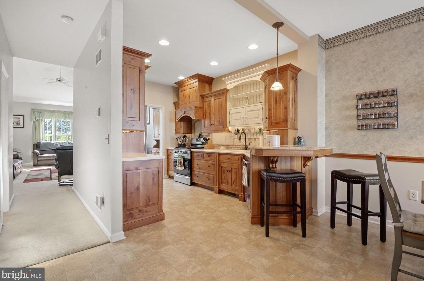 1014 Hammon Ave, Ephrata PA  17522-1896 exterior