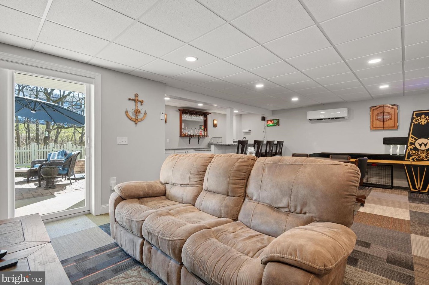 1014 Hammon Ave, Ephrata PA  17522-1896 exterior