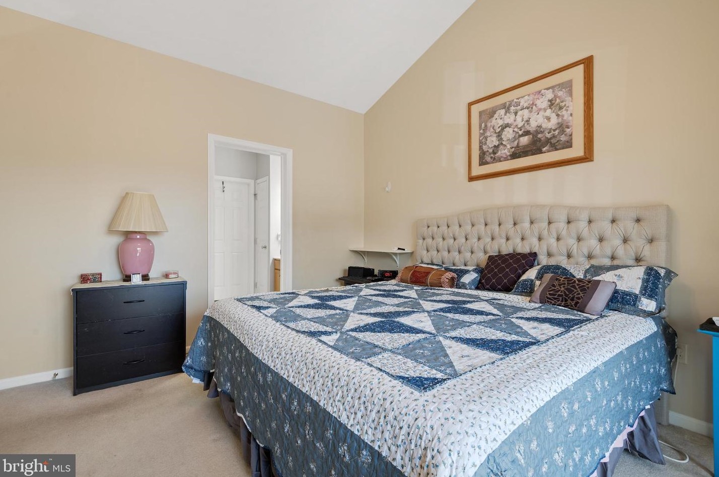 1014 Hammon Ave, Ephrata PA  17522-1896 exterior